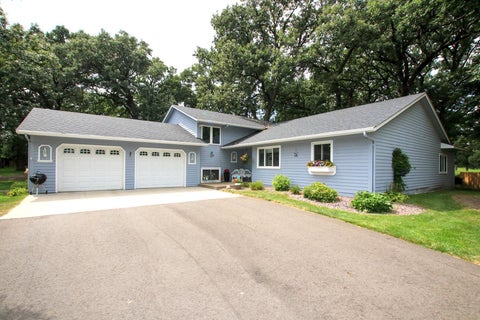 Photo of 450 School Road NW, Hutchinson, MN 55350 (MLS # 7125633)