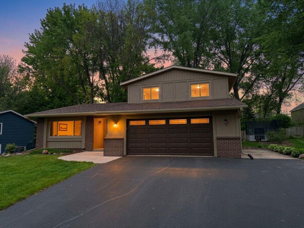 Photo of 17137 Franchise Way, Lakeville, MN 55024 (MLS # 7076462)