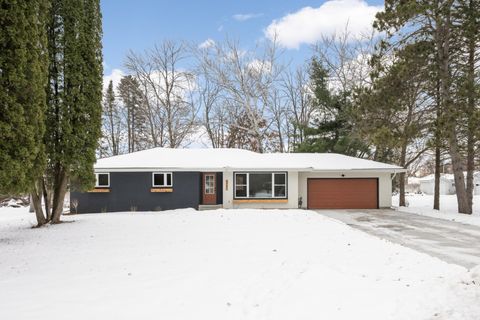 9181 31st Street N Lake Elmo MN 55042