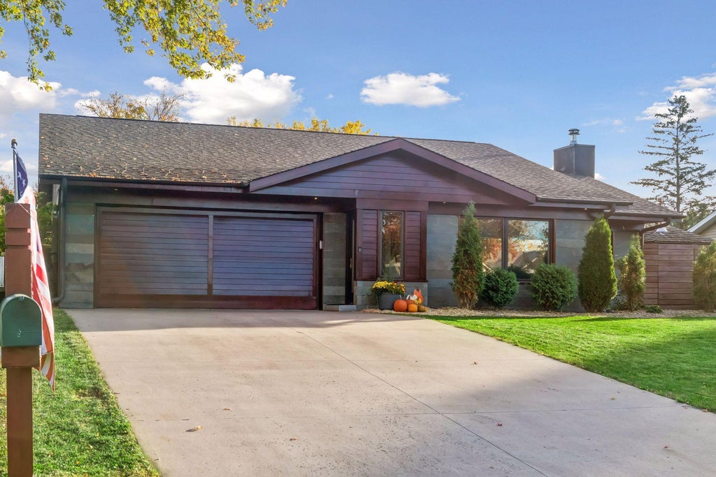 Photo of 1431 80th Street, Victoria, MN 55386 (MLS # 7159841)