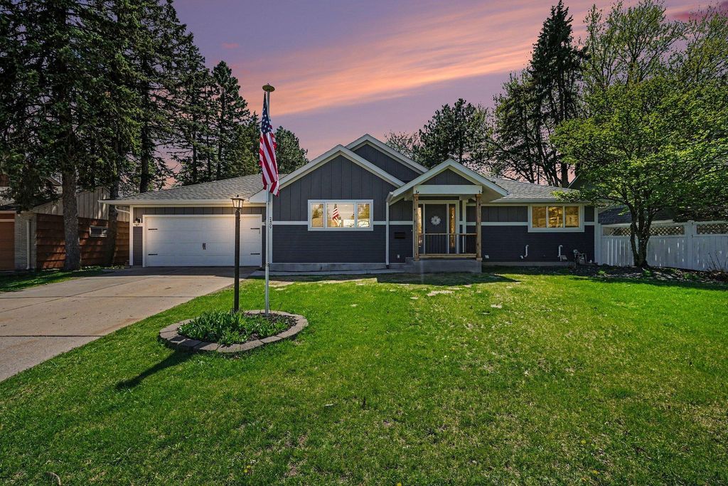 Photo of 2409 Gilbert Lane, South Saint Paul, MN 55075 (MLS # 7066121)