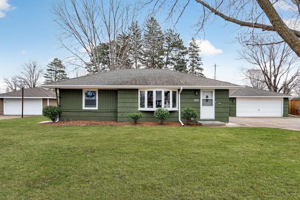 Photo of 9937 Columbus Avenue S, Bloomington, MN 55420 (MLS # 6811300)