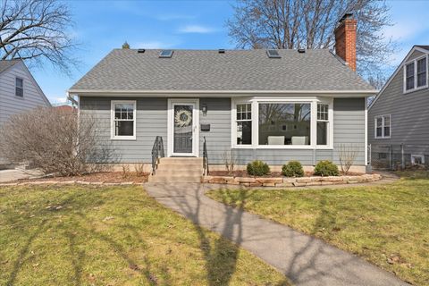 1491 California Avenue W Falcon Heights MN 55108