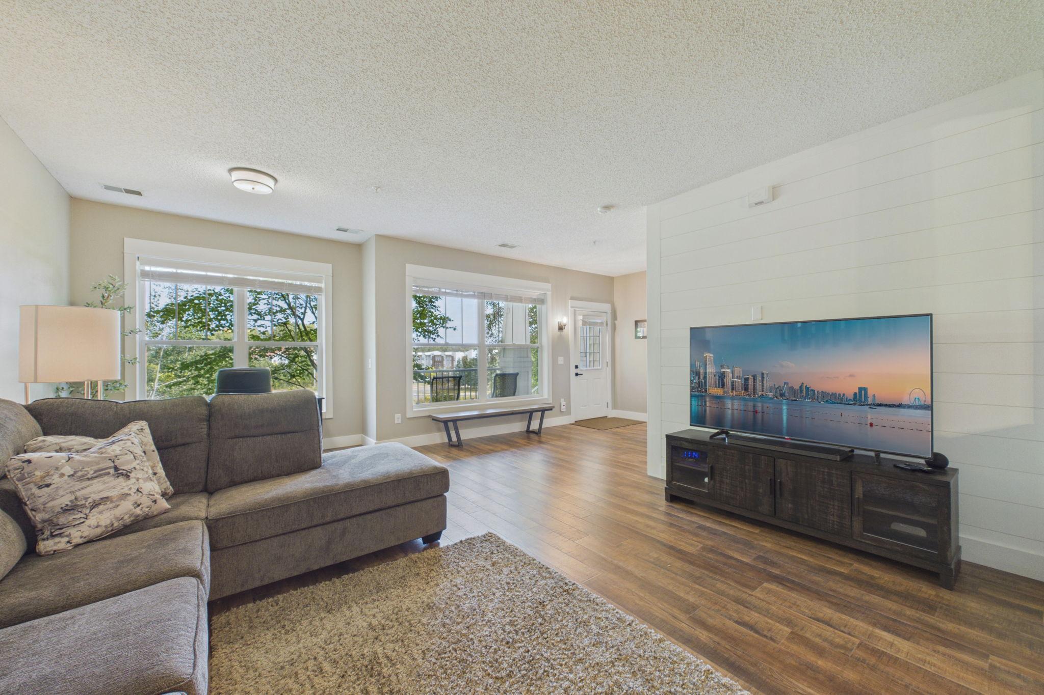 1240 County Road D E 3
