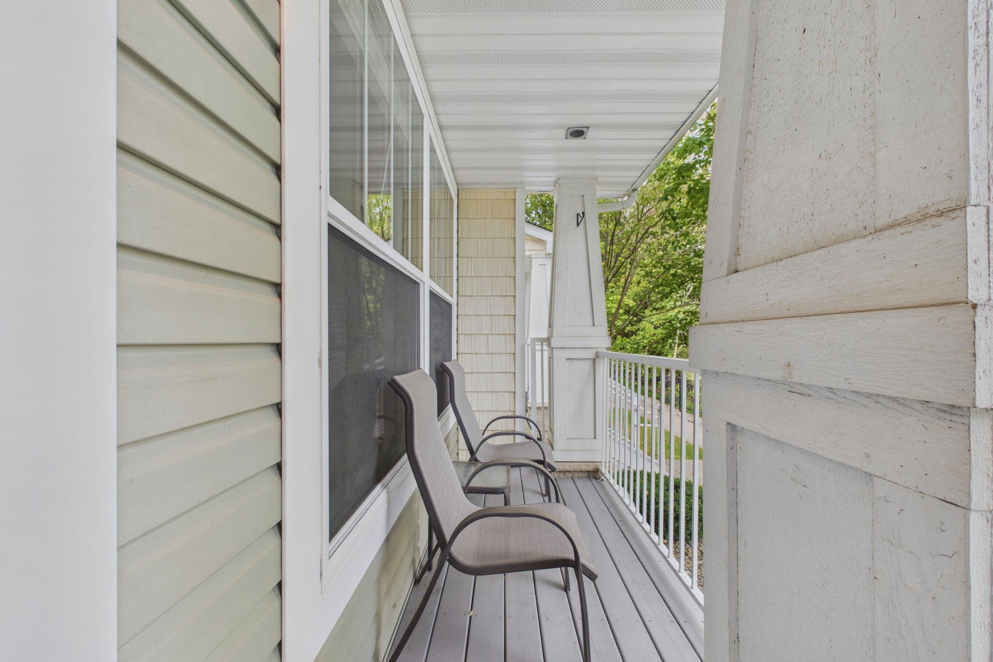 1240 County Road D E 3