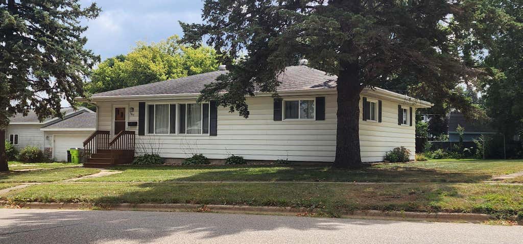 Photo of 567 W 5th Street, Zumbrota, MN 55992 (MLS # 7132724)