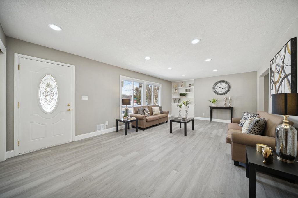 Photo of 460 Selby Avenue, Owatonna, MN 55060 (MLS # 7052307)