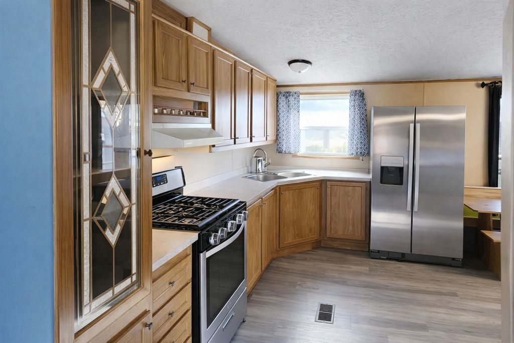 Photo of 114 Pine Street NW, New London, MN 56273 (MLS # 7058707)