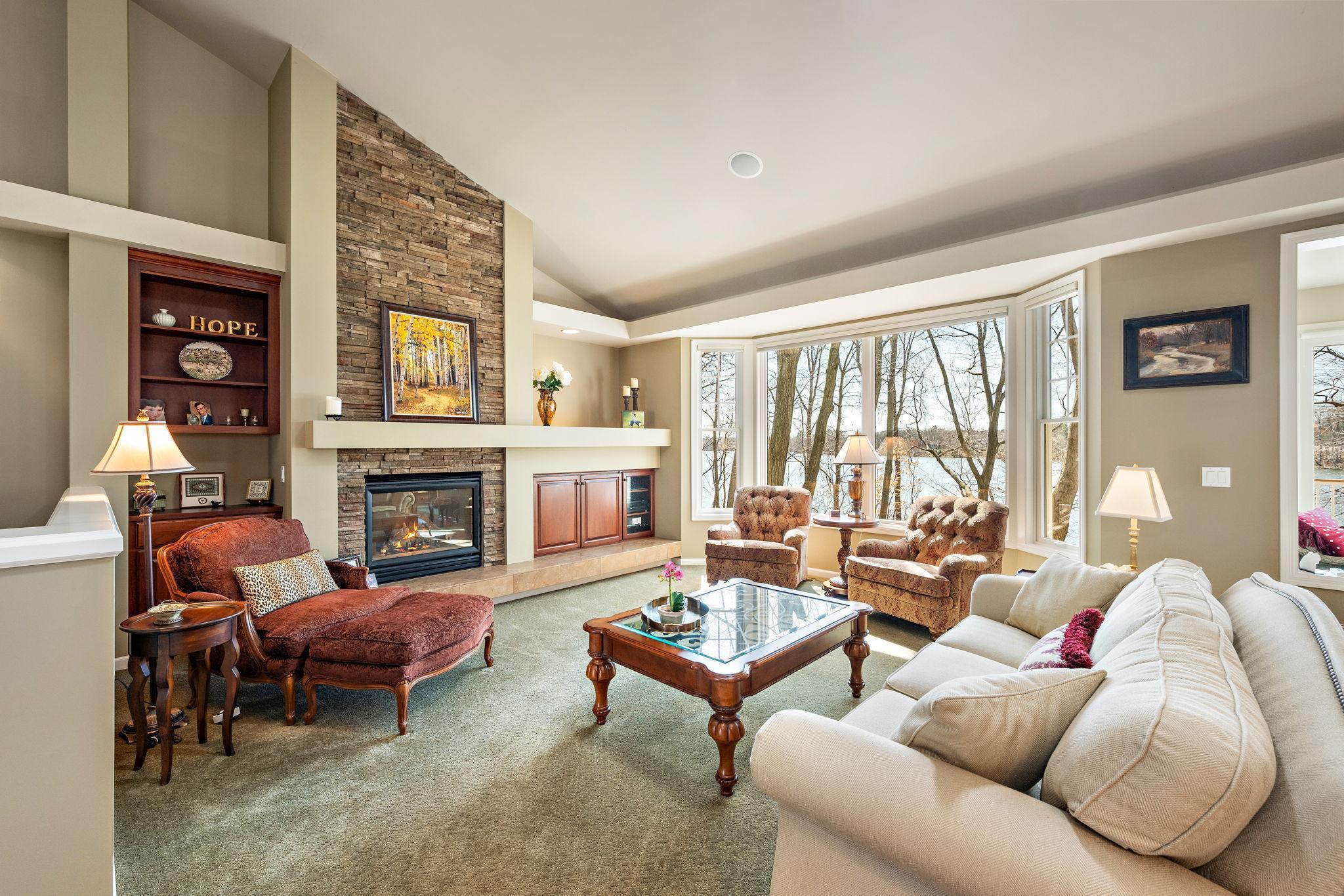 10013 Waterfront Drive