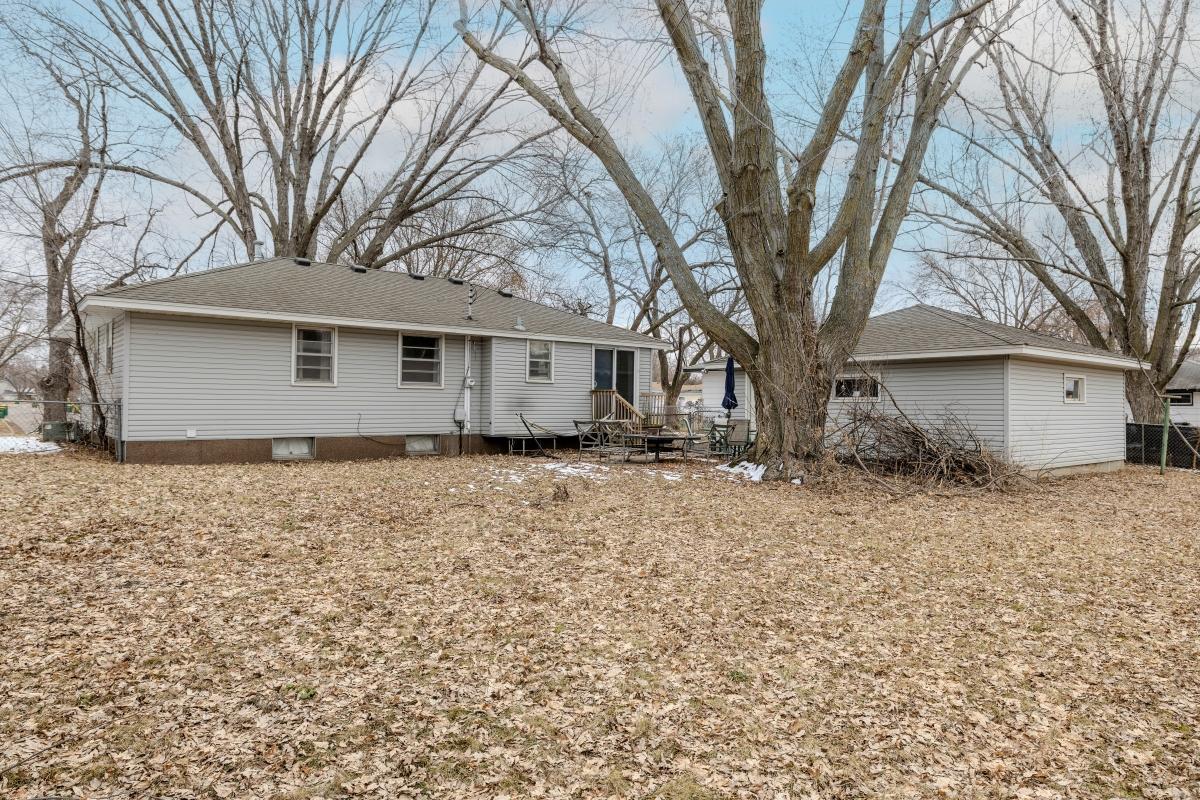 7825 Newton Avenue N