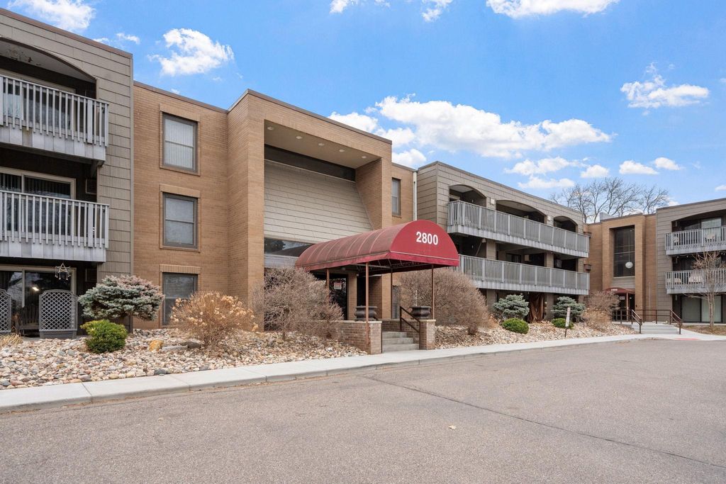 Photo of 2800 Hamline Avenue N #329, Roseville, MN 55113 (MLS # 7045793)