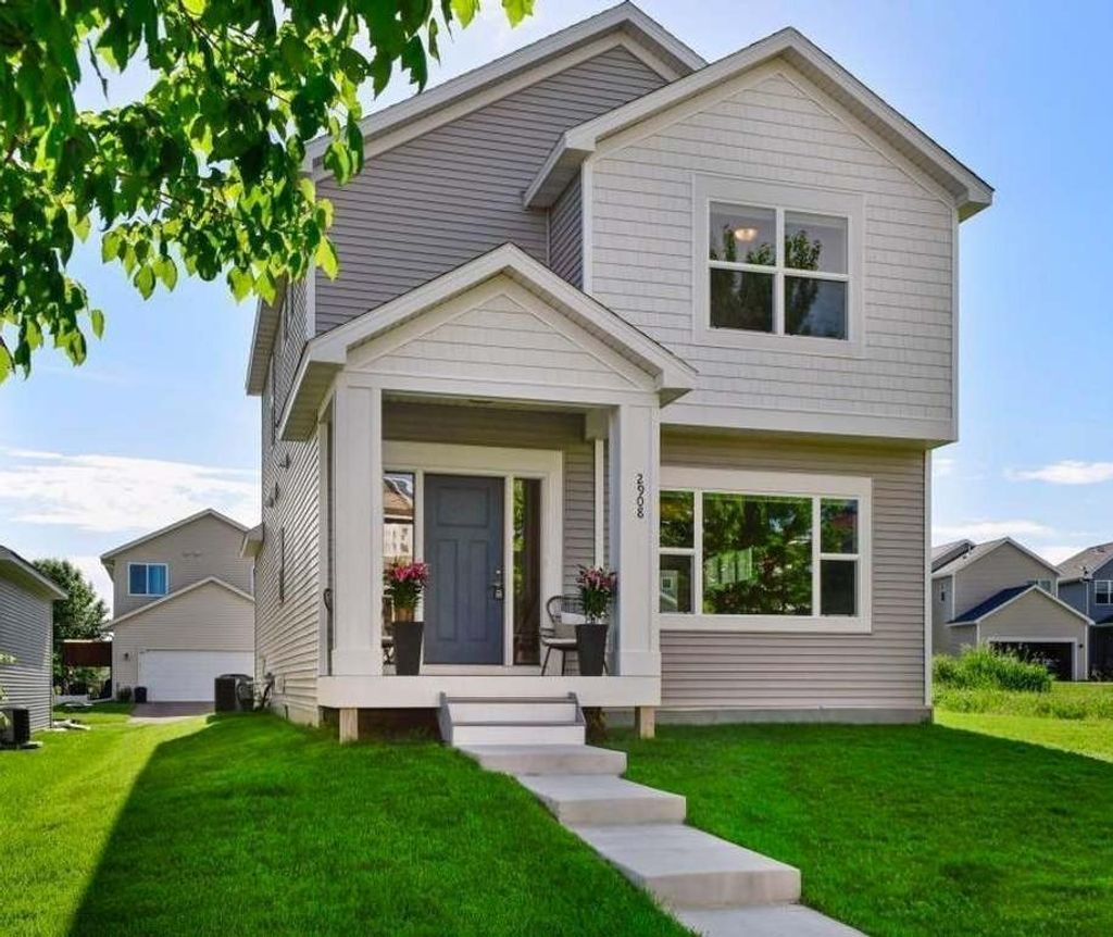 Photo of 2908 Mark Twain Drive, Chaska, MN 55318 (MLS # 6822658)