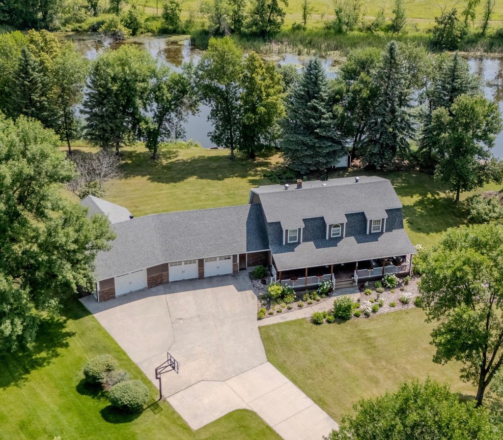 Photo of 131 Fern Road, Thief River Falls, MN 56701 (MLS # 7012759)