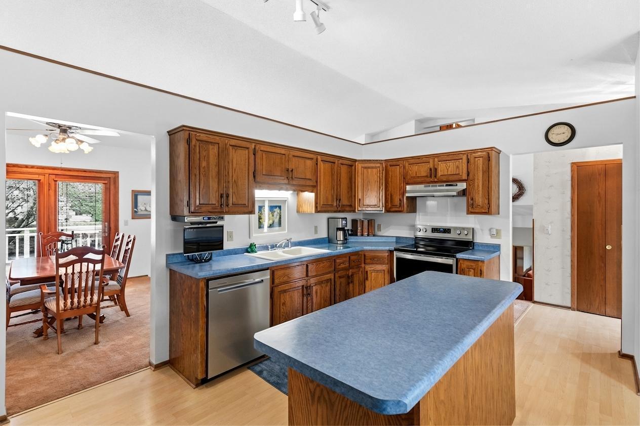 1531 Oakwood Terrace