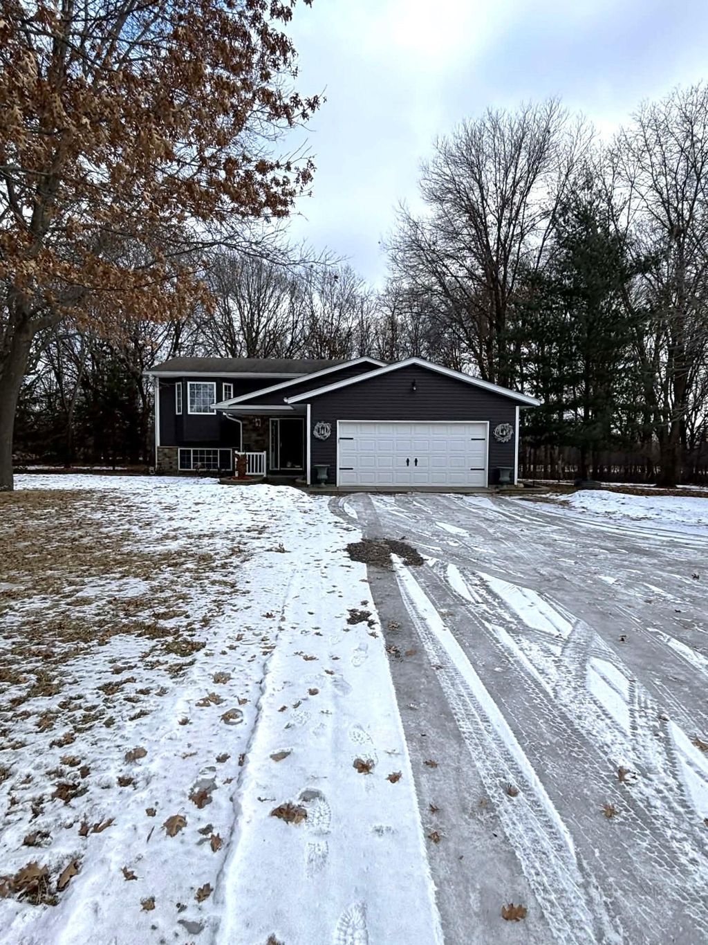 Photo of 9821 300th Avenue NW, Princeton, MN 55371 (MLS # 7027077)