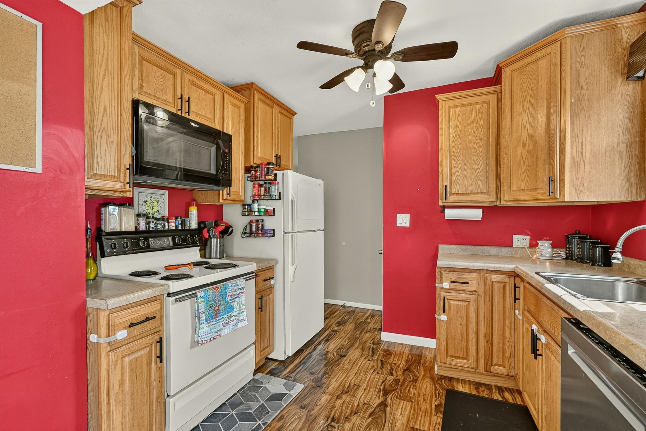 500 Center Avenue S