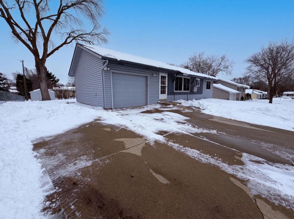 Photo of 8183 Henslowe Avenue S, Cottage Grove, MN 55016 (MLS # 7039187)