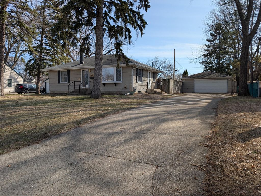 Photo of 7421 4th Avenue S, Richfield, MN 55423 (MLS # 7053576)