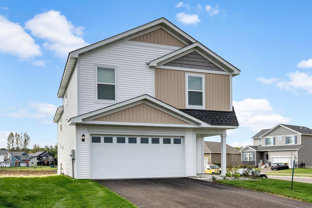 Photo of 607 Redwood Loop N, Cambridge, MN 55008 (MLS # 7048490)