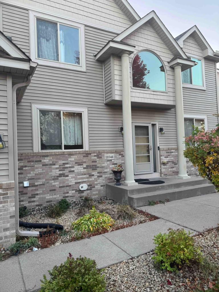 Photo of 10344 Quail Circle N, Brooklyn Park, MN 55443 (MLS # 7165098)