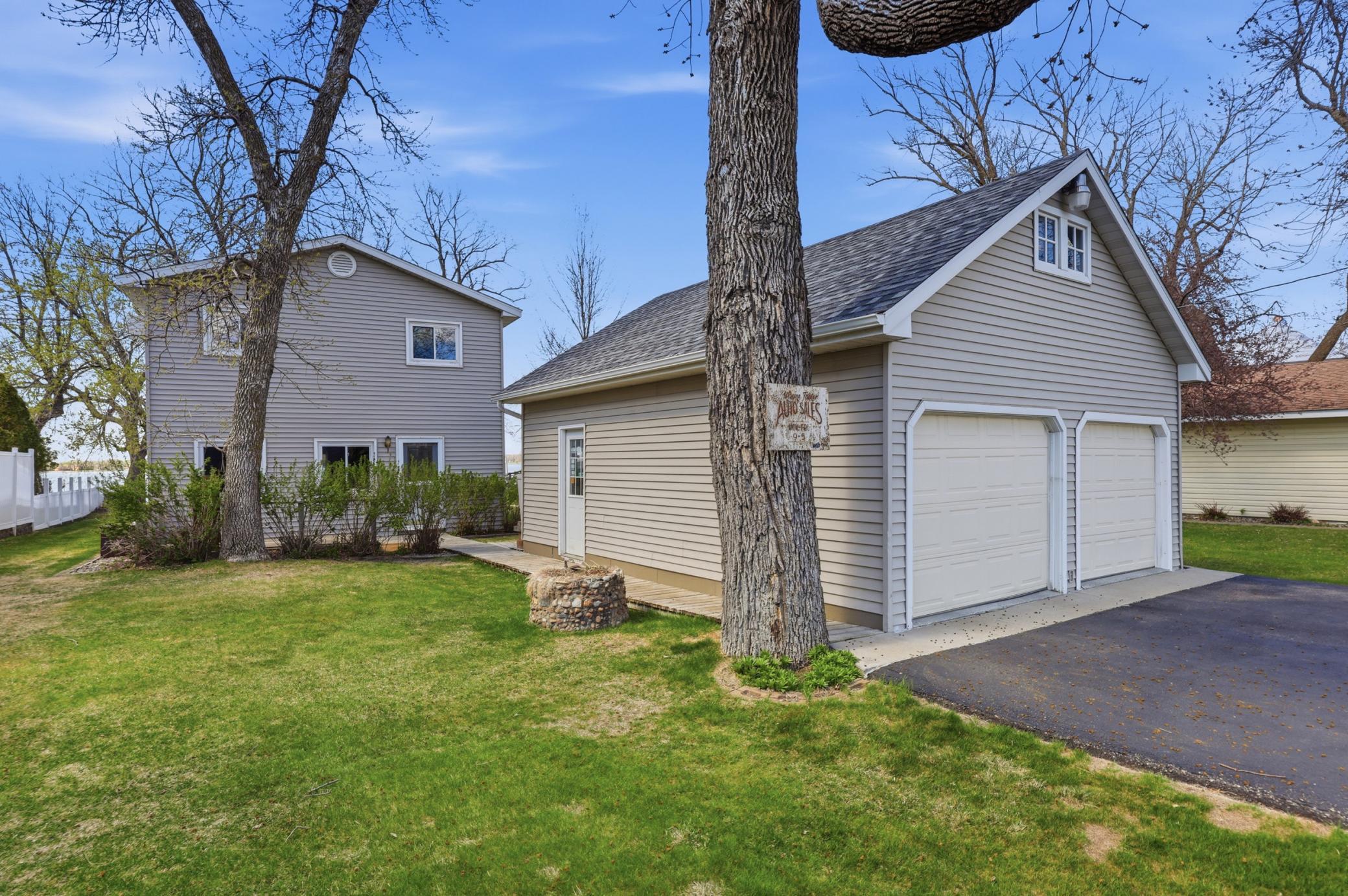 192 Shorewood Drive