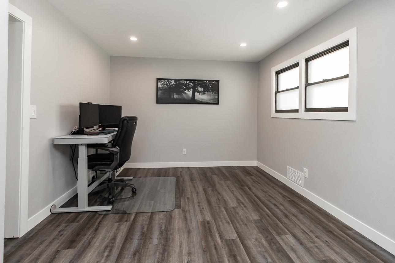 1224 6th Street E