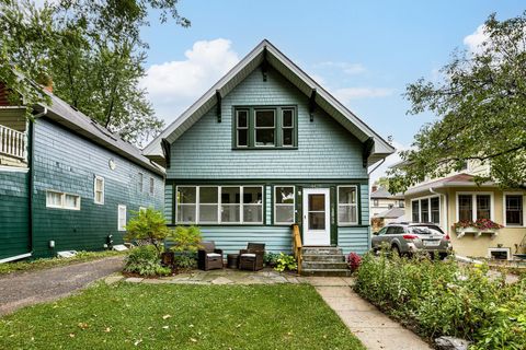 Photo of 4428 Aldrich Avenue S, Minneapolis, MN 55419 (MLS # 6805636)