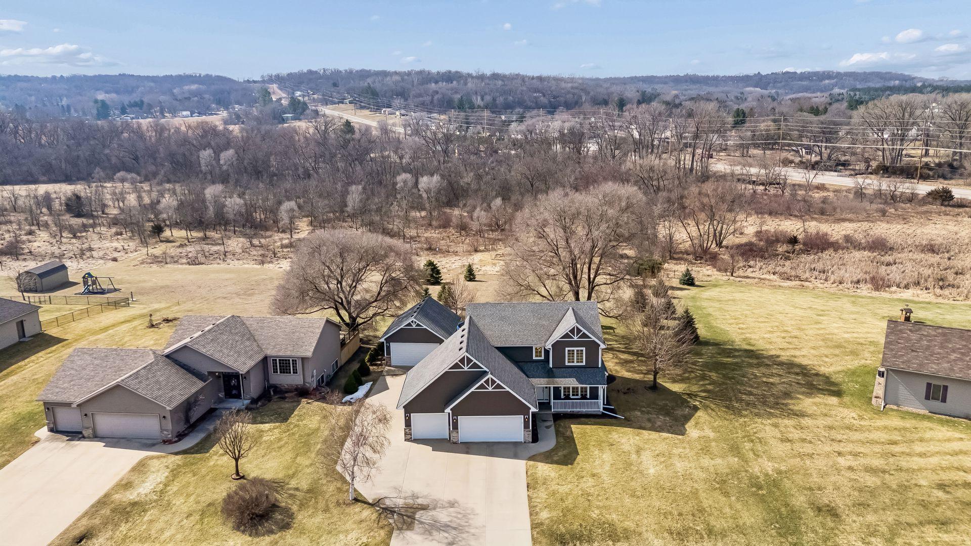 5130 Meadow Drive SE