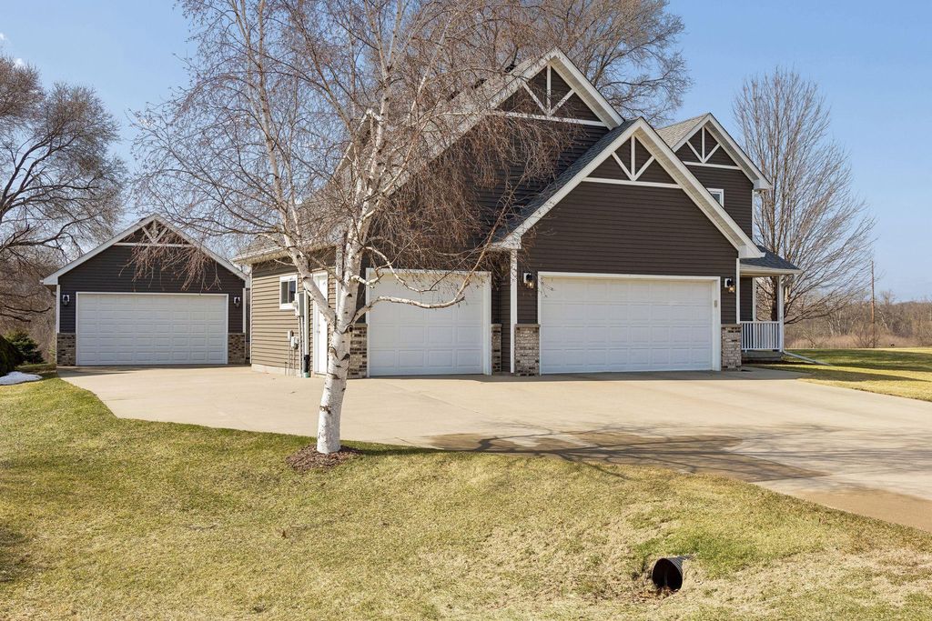 Photo of 5130 Meadow Drive SE, Rochester, MN 55904 (MLS # 7039313)