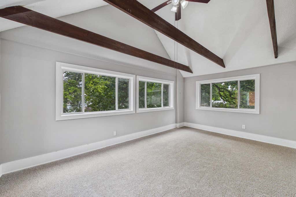 Photo of 1622 Girard Avenue N, Minneapolis, MN 55411 (MLS # 7124625)