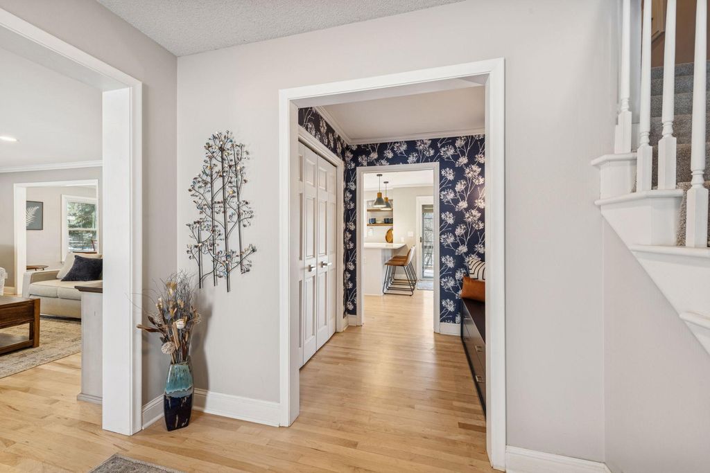 Photo of 4108 Dublin Drive, Minnetonka, MN 55345 (MLS # 7013111)