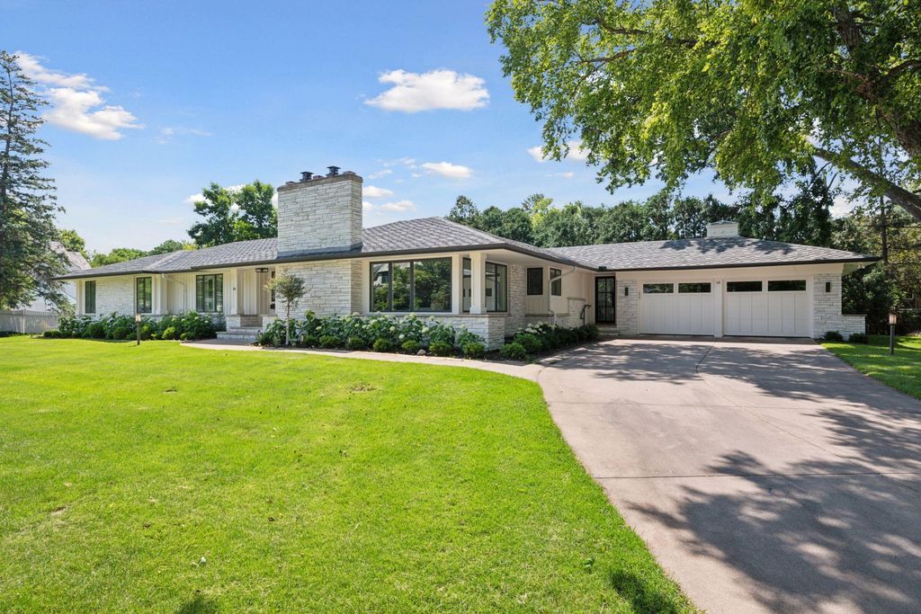 Photo of 14 Woodland Road, Edina, MN 55424 (MLS # 7004868)