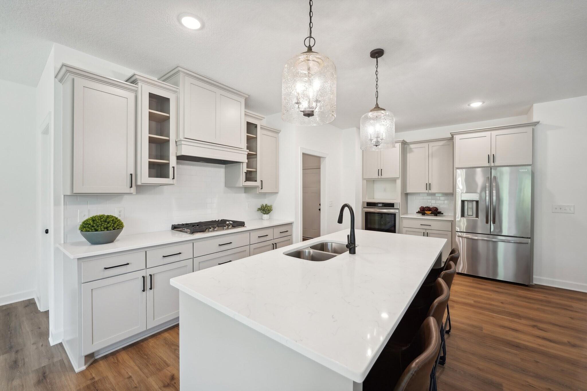 5033 Colonial Court