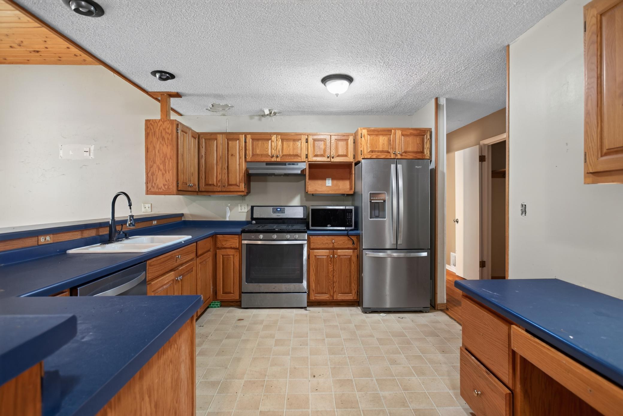 1699 Oakwood Drive