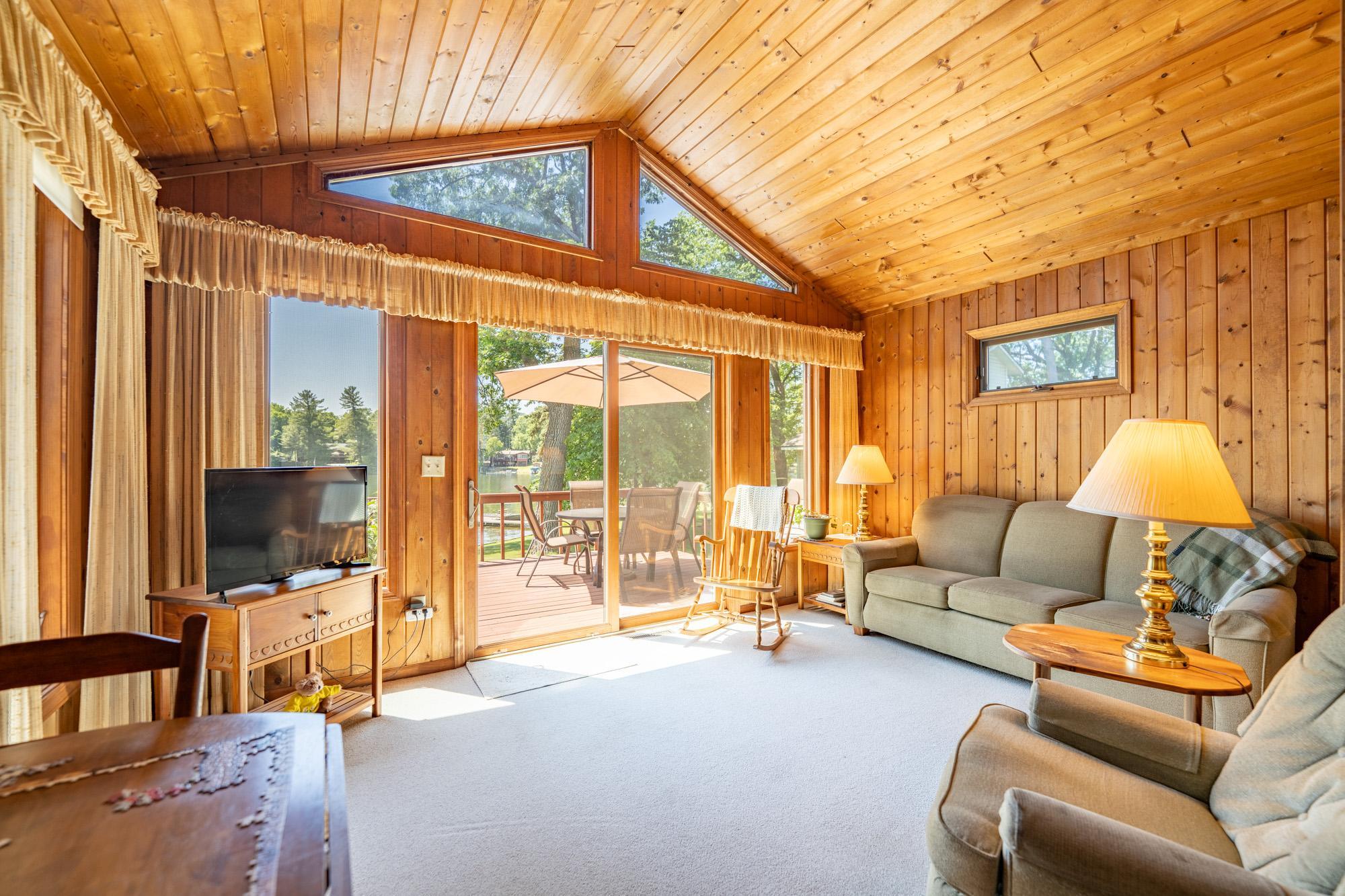 37247 Twin Bay Drive