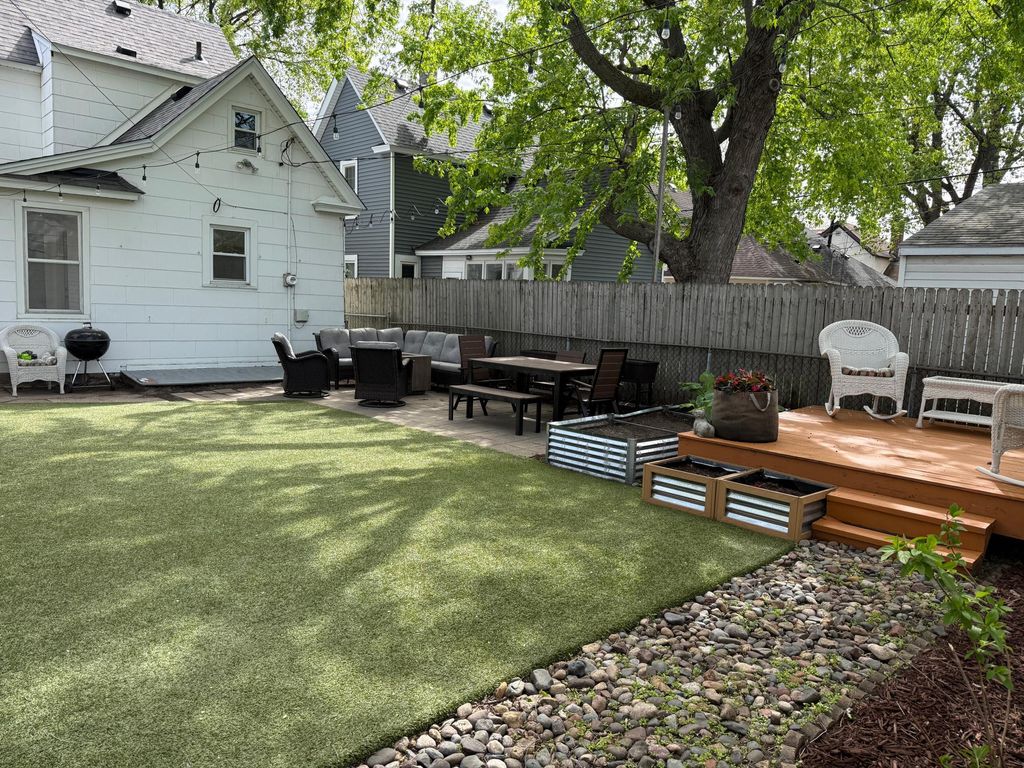 Photo of 819 26th Avenue NE, Minneapolis, MN 55418 (MLS # 7069615)