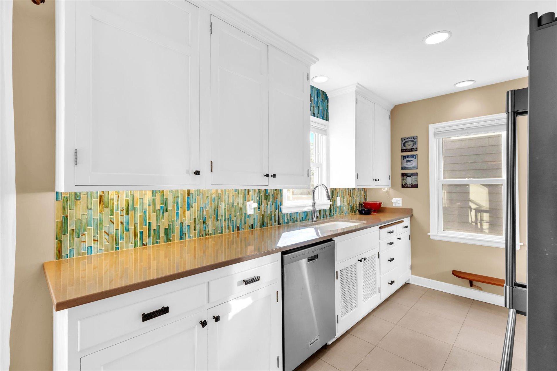 2925 Georgia Avenue S