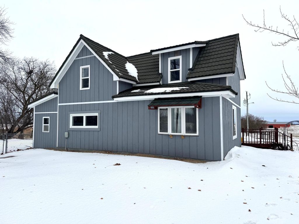 Photo of 21616 County Road 21, Roseau, MN 56751 (MLS # 7009055)