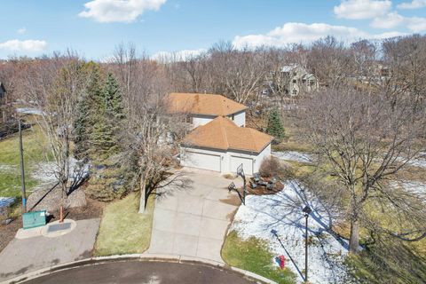 7483 Moccasin Trail Chanhassen MN 55317