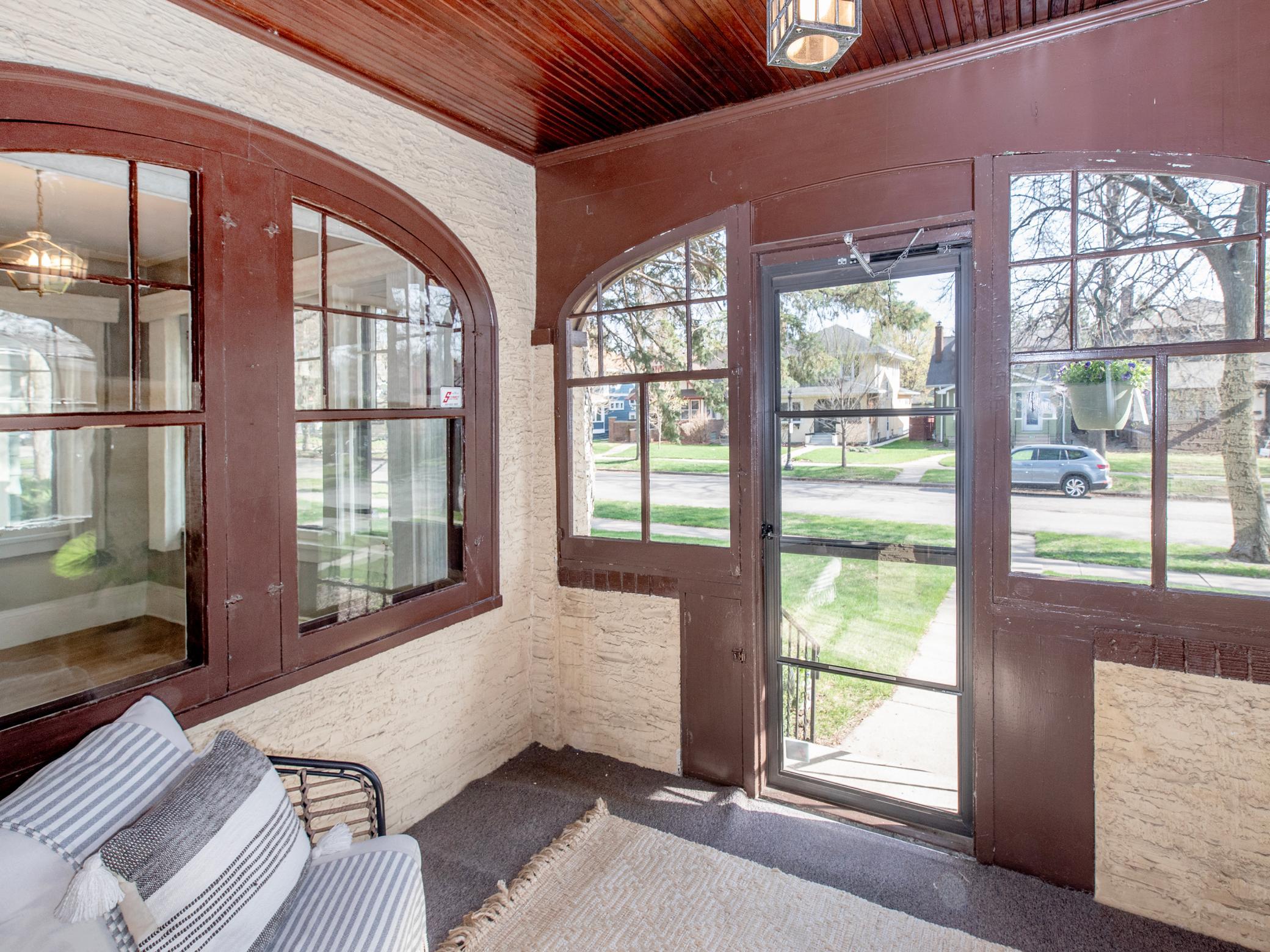 1945 Portland Avenue