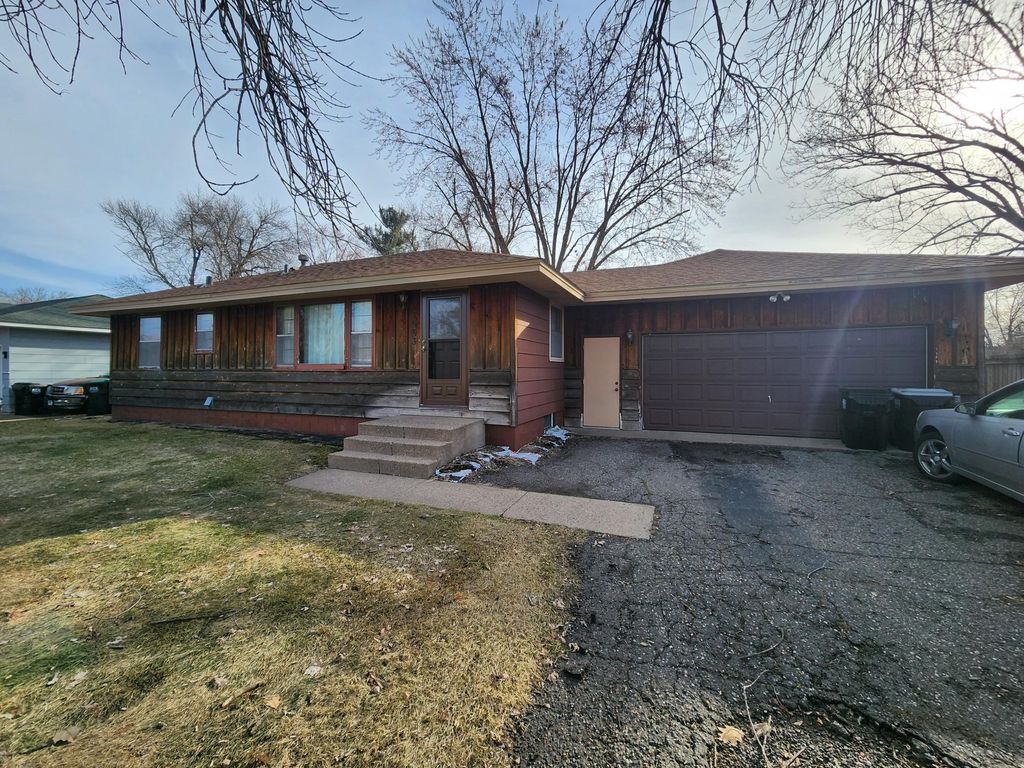 Photo of 11003 Norway Street NW, Coon Rapids, MN 55448 (MLS # 7038222)