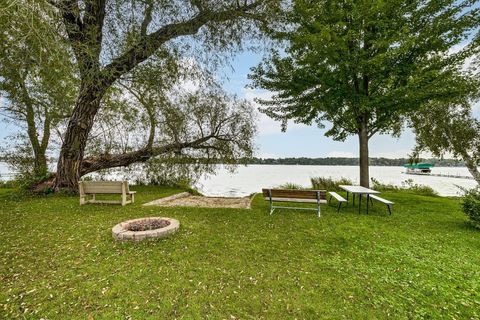 5282 W Lake Beach Court Shoreview MN 55126