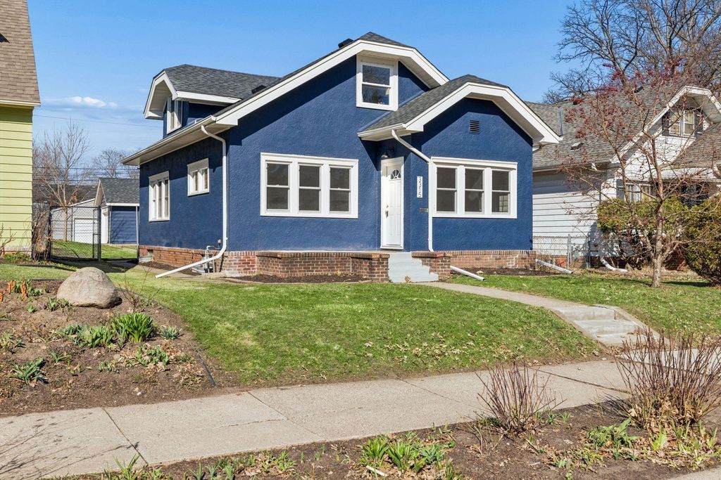 Photo of 3315 Vincent Avenue N, Minneapolis, MN 55412 (MLS # 7053923)
