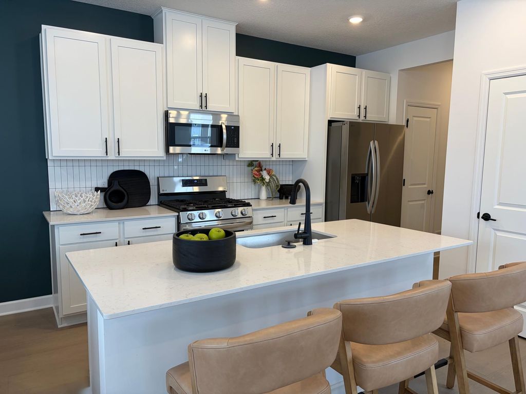 Photo of 997 Annagaire Curve, Rosemount, MN 55068 (MLS # 7001642)