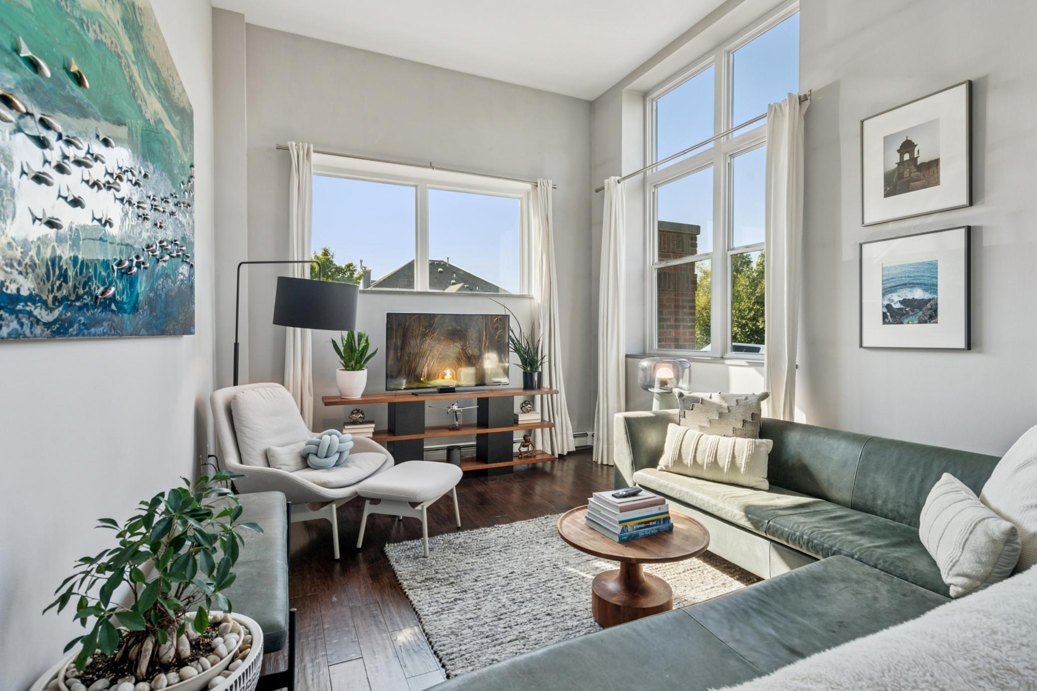 215 7th Street NE 209