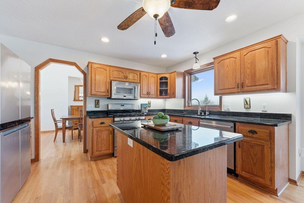 Photo of 16861 Jasper Path, Lakeville, MN 55044 (MLS # 7025632)