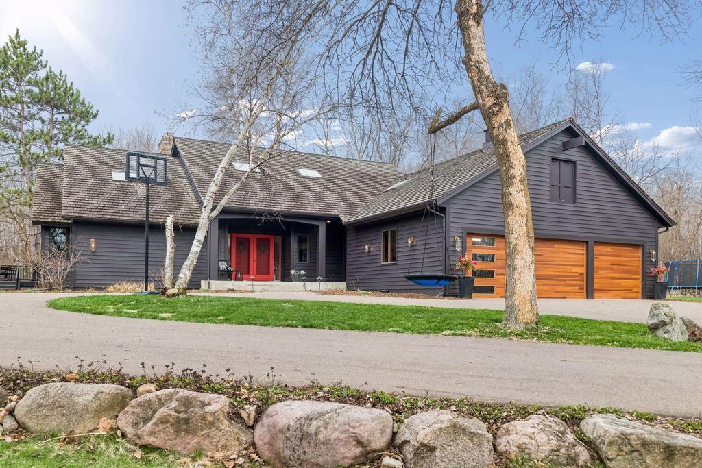 Photo of 1815 Meadowwoods Trail, Medina, MN 55356 (MLS # 7054249)