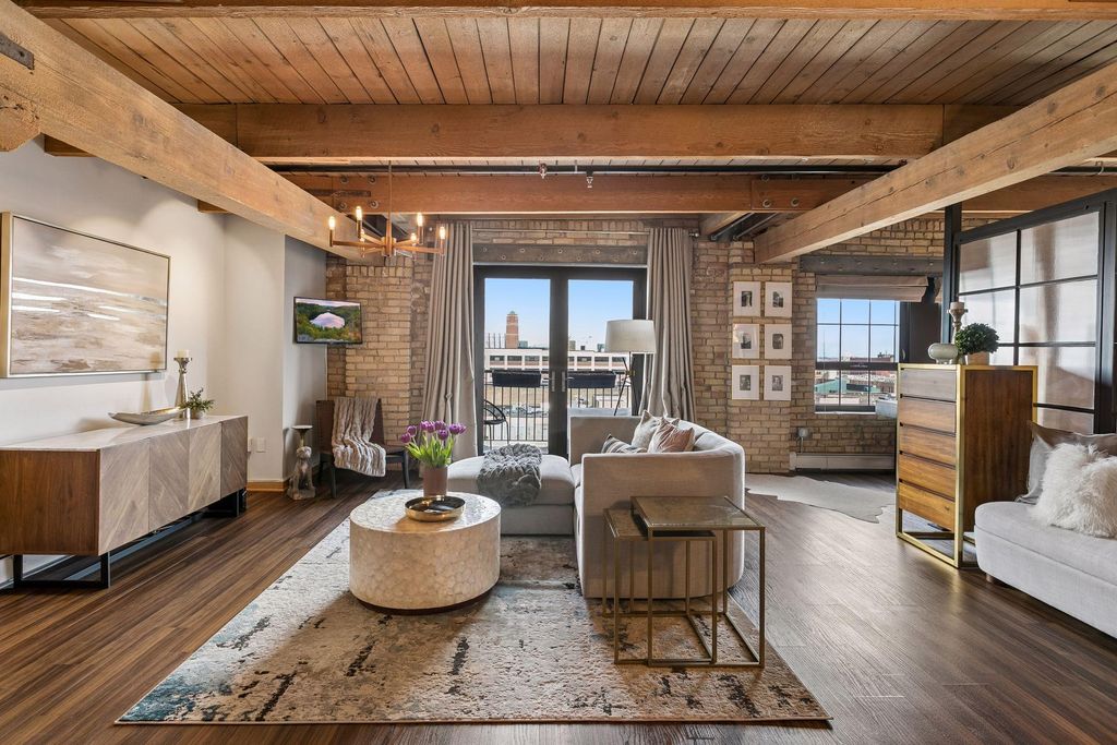 Photo of 404 Washington Avenue N #608, Minneapolis, MN 55401 (MLS # 7033318)