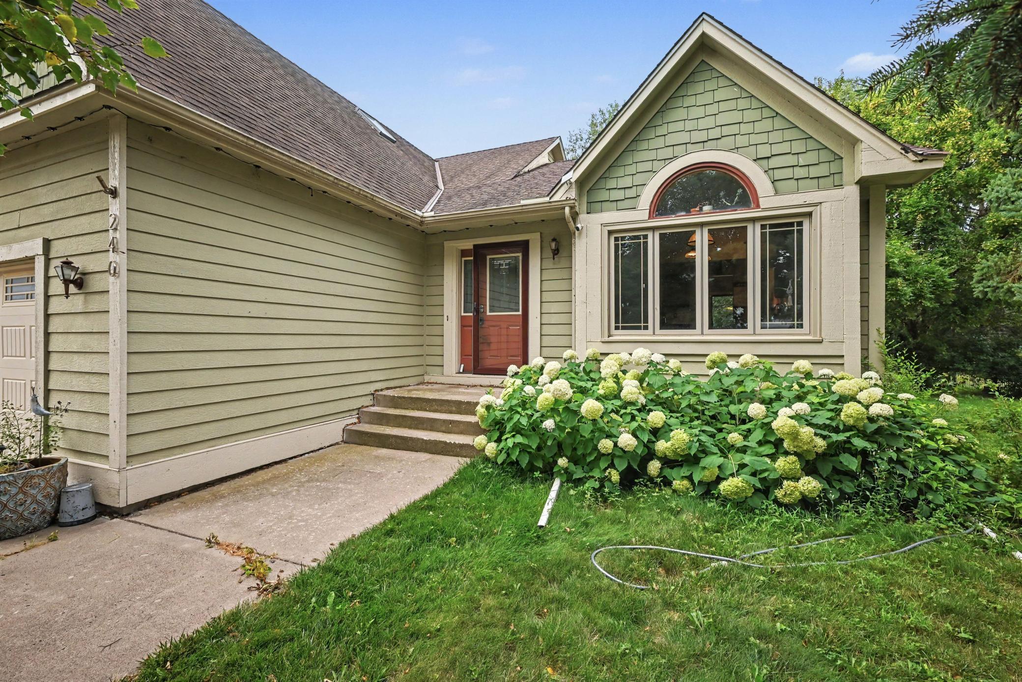 240 Woodridge Lane