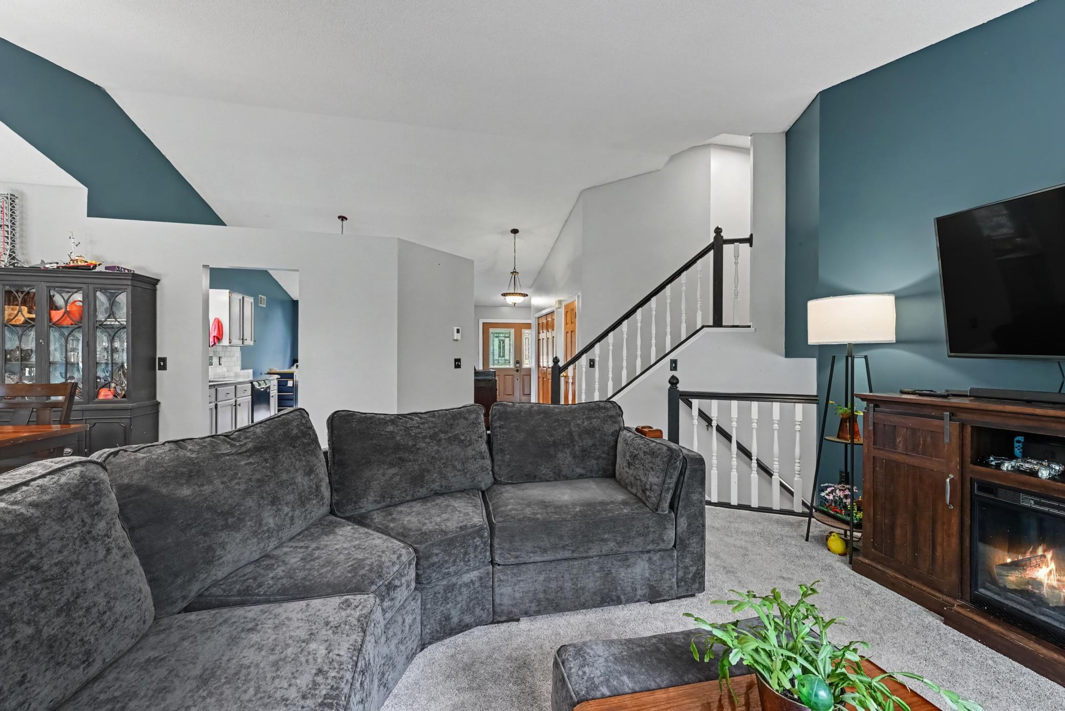240 Woodridge Lane